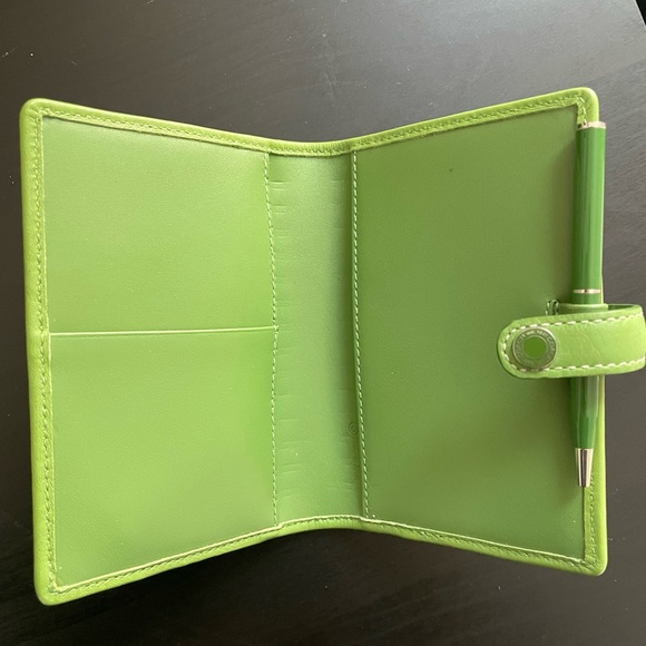 COACH Green Leather Agenda (small) - Picture 6 of 9